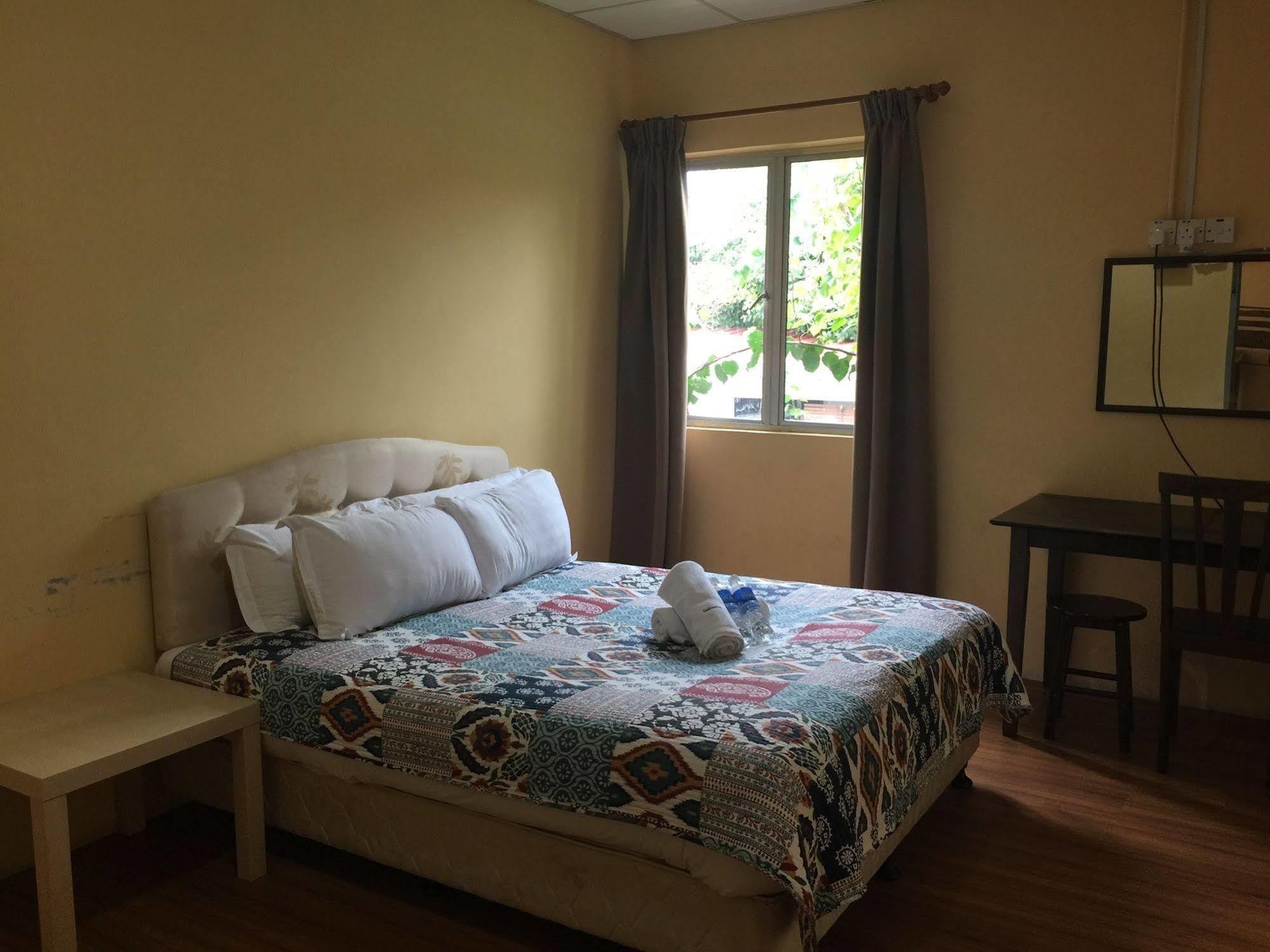 Zamburger Heritage Hotel 3*